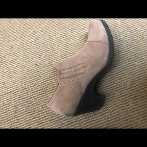Montana heeled comfort booties
